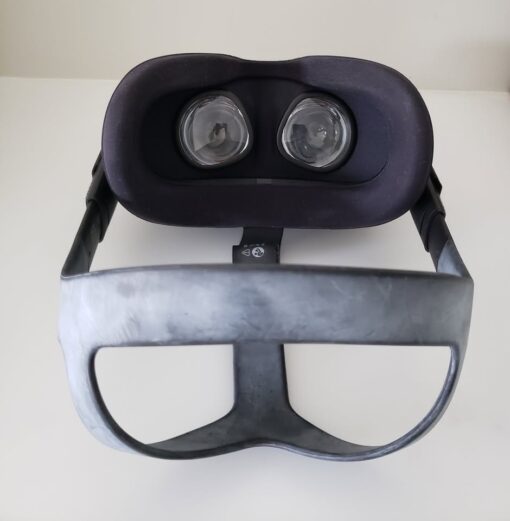 Oculus Quest 64GB VR Headset - Black USED - Image 3