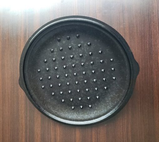 Lodge Deep Cast Iron Skillet 12" and Logic Iron Cover 12 - Image 5