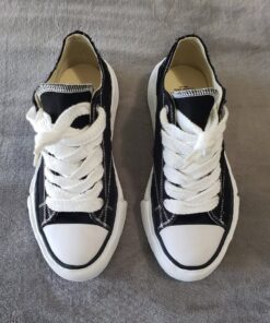 Alternative view of Men’s Canvas Shoes – Size 11
